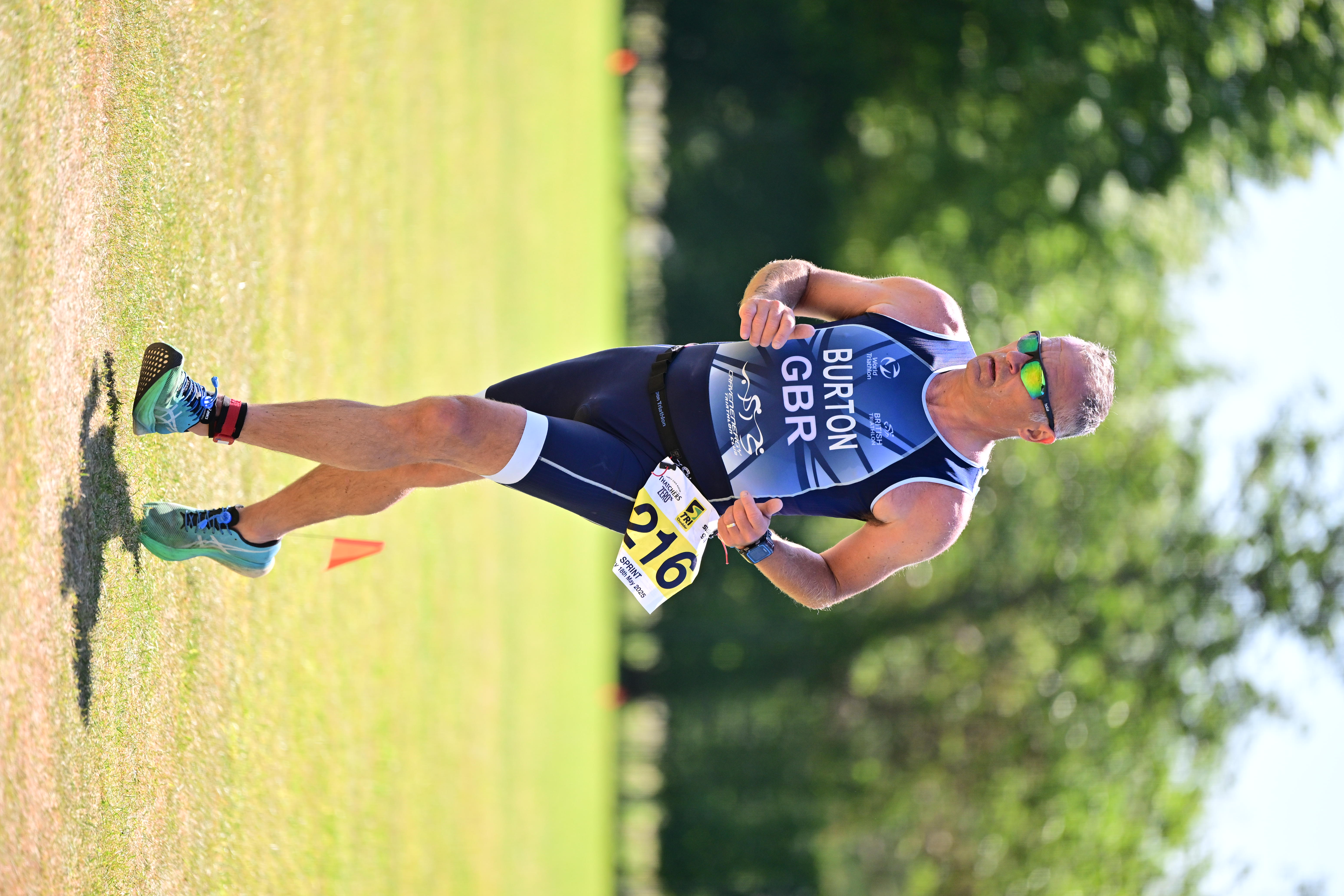 Team GB vest runner racing the TriCheddar Sprint